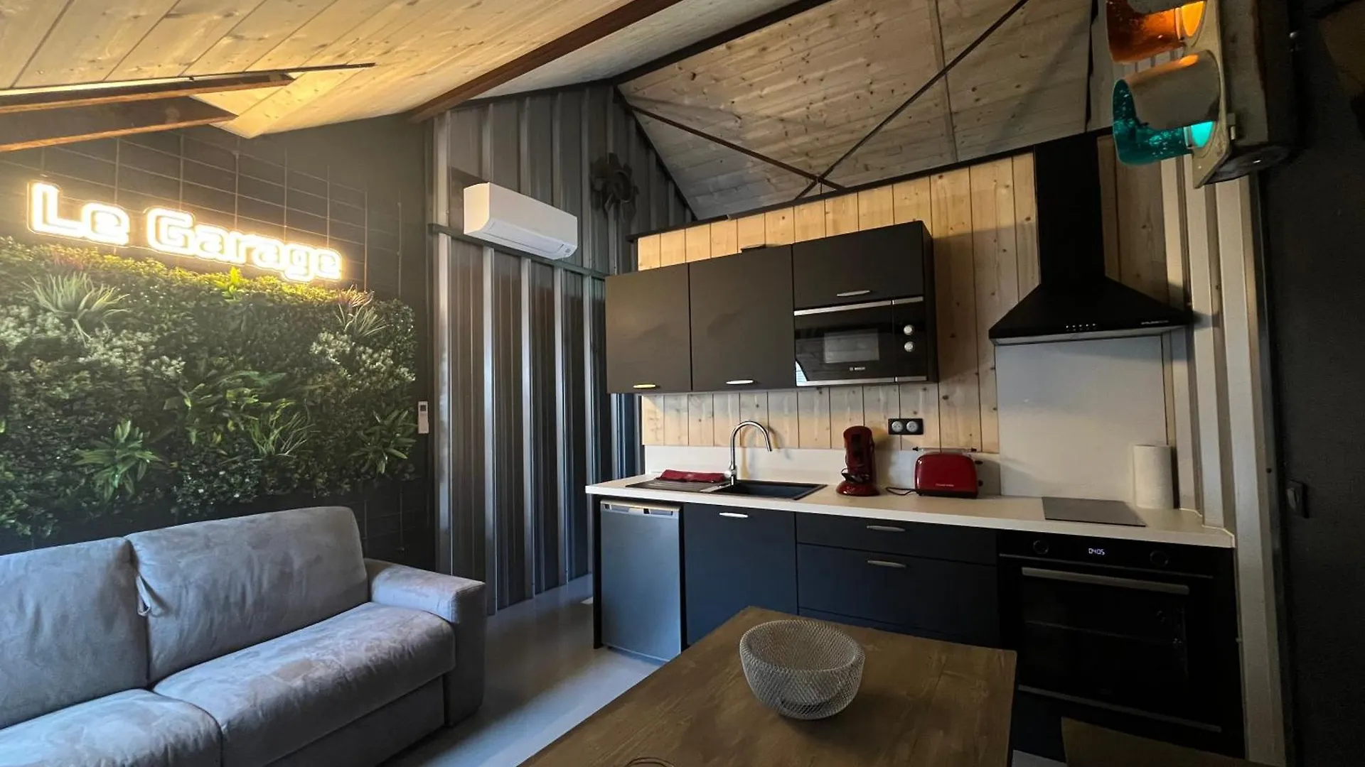 Le Garage Apartment Luz-Saint-Sauveur